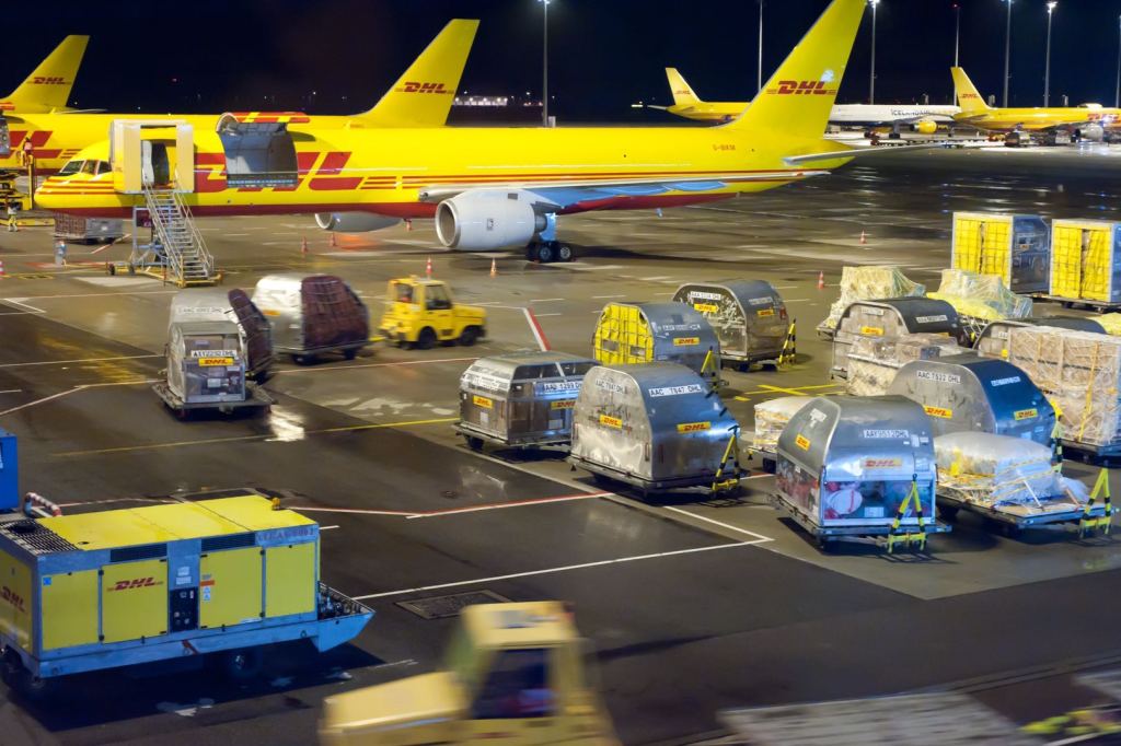 DHL